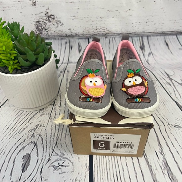 Dabuyu Toddler Girl Shoes- NIB - Picture 3 of 5